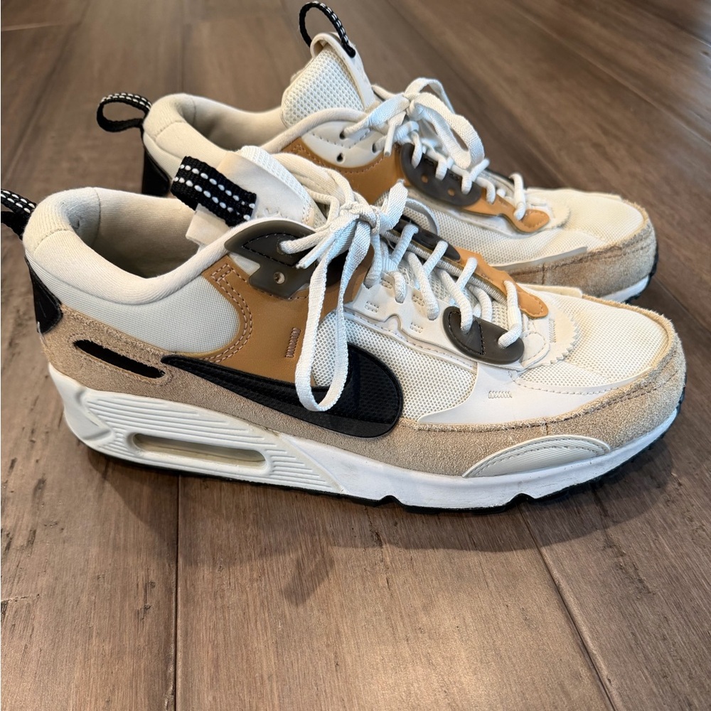 Nike Air Max Women’s 8.5